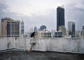 Edisa Yau Chen, at the roof of the Centrum Tower apartments building in Panama City. She´s half chinese half Panamanian native. Chinese people represents a 5% of the total population, and currently are very mixed with natives. Chinese were one of the work forces in the Canal construction at the beggining of XXth Century. Edisa´s grandparent arrived to Panama to set up a shop around the Canal area, and married with her grandmother, a native woman.

The Panama Canal Zone, an American colony and military preserve on Panamanian territory, was controlled by the United States for most of the 20th century. This highly strategic place for the USA formed a country within a country, a kind of capitalist commune ruled by the Zonians, as the Zone’s inhabitants were known. The Panama Canal was built between 1904 and 1914, when it was opened, and it will be remarkably enlarged by 2016, with a third set of locks which is intended to double the capacity of the Panama Canal.

A Zonian is a person associated with the Panama Canal Zone, a political entity which existed between 1903 and 1999, when it was finished the absorption of the Canal Zone into the Republic of Panama, started in 1979, by the Carter-Torrijos treaties. Many Zonians are descendants of the civilian American workers who came to the area during the early 1900s to work and maintain the canal. Today Zonians might work at the canal itself. Others may have been American citizens born in the Canal Zone or who spent their childhood there. A significant presence of American canal workers remained in the Canal region until 1999. Many of these people consider themselves to be Panamanian and U.S. citizens, although quite a few say that they are only American or only Panamanian. This unique relation--physically near Panama yet citizens of the U.S.--makes Zonians a diasporic community. The Panama Canal Society holds a reunion for Zonians every year in Orlando, Florida.