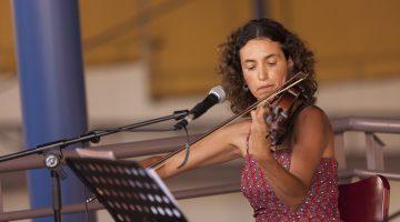 Caravansar Trío protagoniza el concierto 'Música en femenino' en la Cueva Pintada