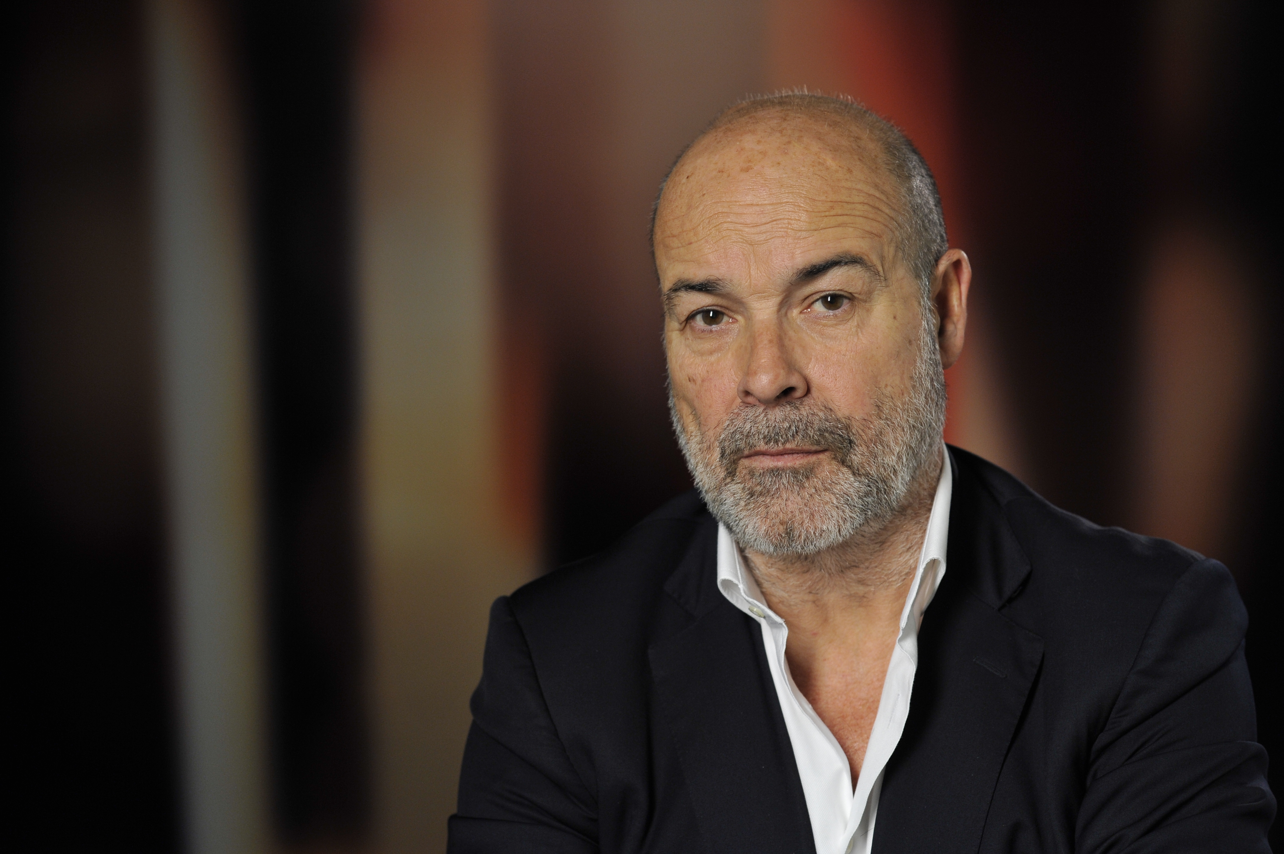ESPAA EN SERIE, ANTONIO RESINES