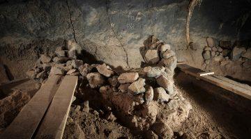 Tagoror conservado en el interior de la Cueva de Villaverde. Foto Jose Juan Torres