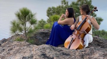 Adriana Medina y Tania Cantallops