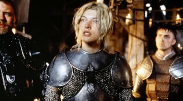 La actriz Milla Jovovich interpreta a Juana de Arco (1)