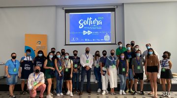 El equipo de voluntarios que trabajará en el Festival Soltura en una reunión de coordinación en la ULPGC