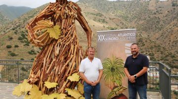 EmilianoCoelloyCarlosPrietodurantelapresentaciónenLaGomera