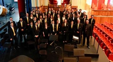 La banda de la Sociedad Musical Villa de Ingenio con el maestro Buceta al frente.