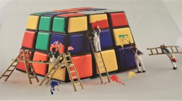 Una de las imágenes de la muestra dedicada al cubo de Rubik