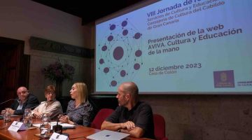 De izq. a dcha., Mikel Asensio, Carmen Gloria Rguez, Guacimara Medina y Tomás Correa, en la presentación de la web AVIVA.1