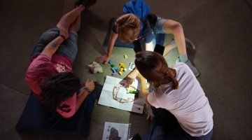 Cueva Pintada acerca la experiencia museística a las familias que conviven con el autismo.